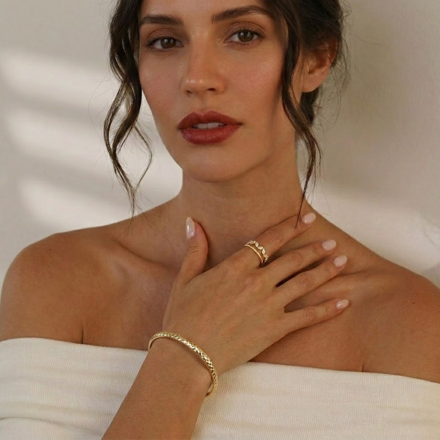 Comment porter ce bijou — Nina  Laure